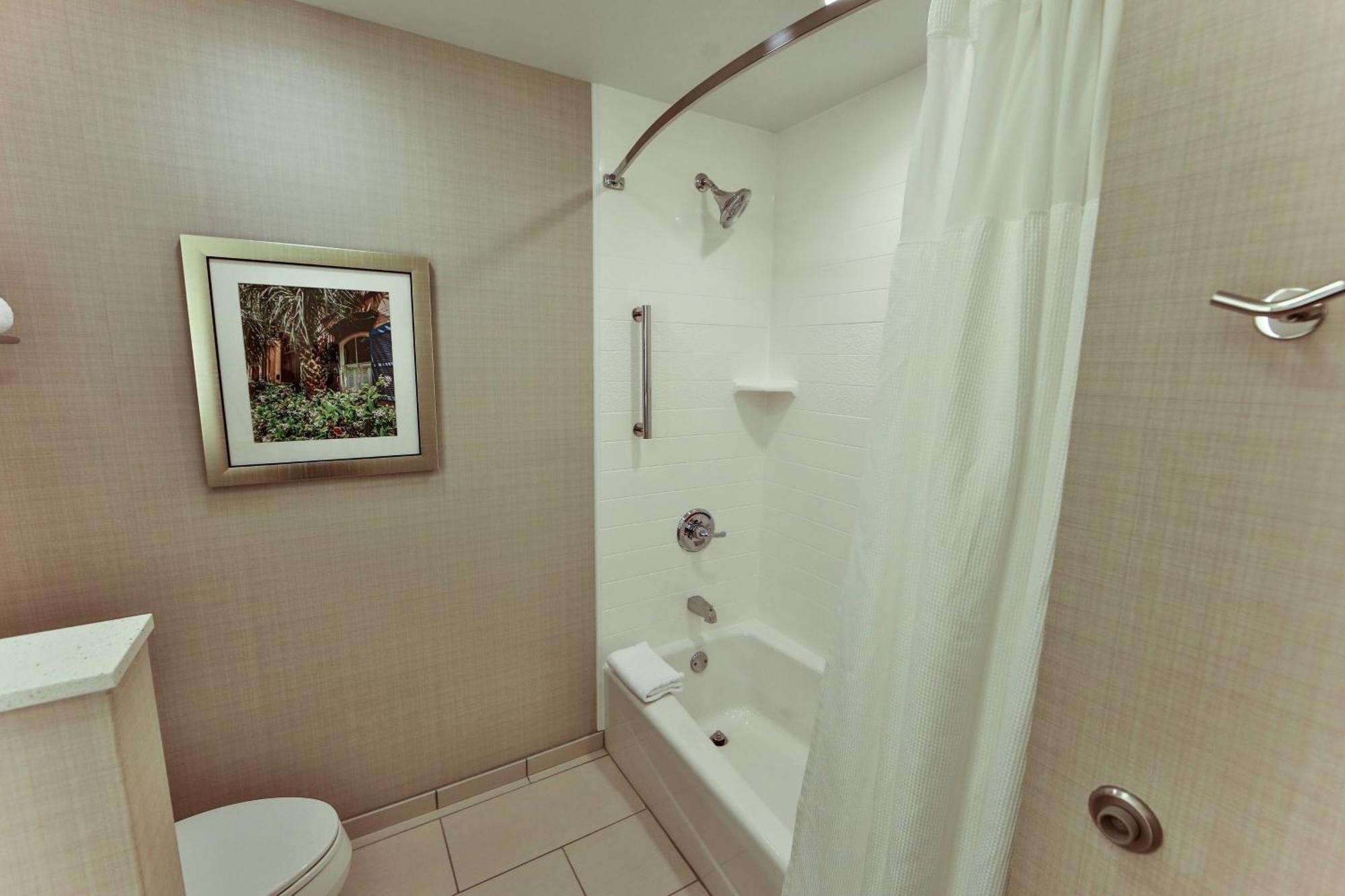 Fairfield Inn & Suites By Marriott Savannah Midtown Экстерьер фото