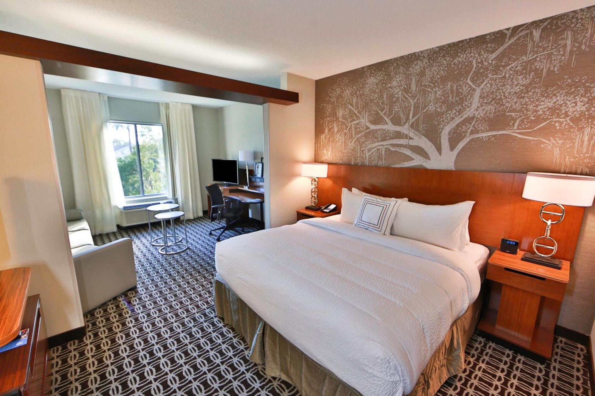 Fairfield Inn & Suites By Marriott Savannah Midtown Экстерьер фото