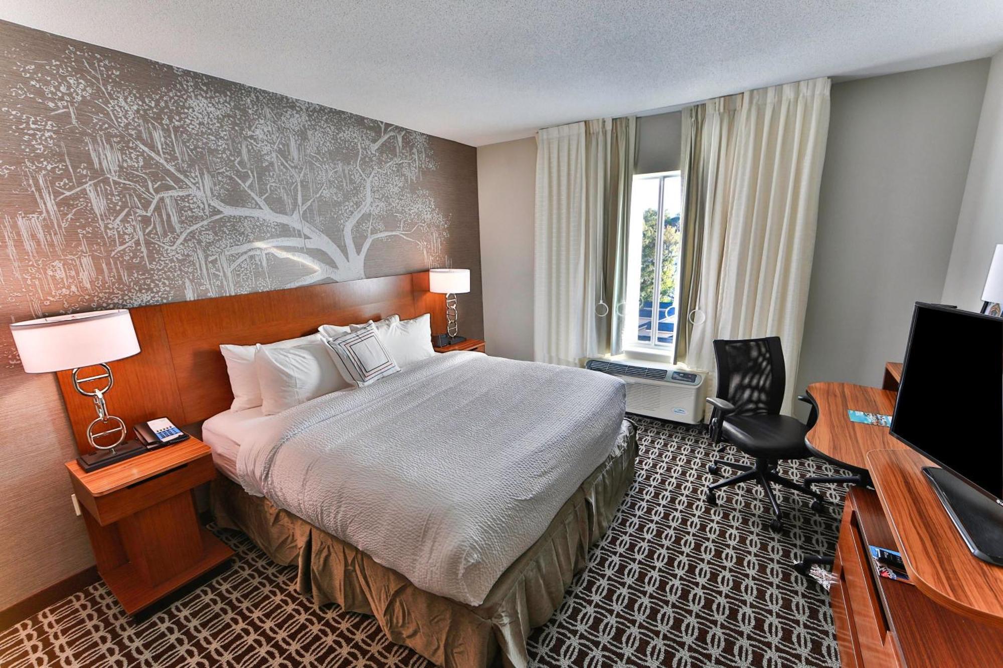 Fairfield Inn & Suites By Marriott Savannah Midtown Экстерьер фото